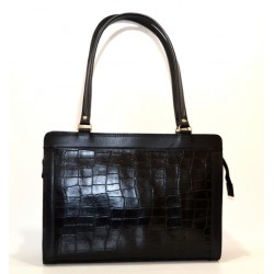 ΔΕΡΜΑΤΙΝΗ ΓΥΝΑΙΚΕΙΑ ΤΣΑΝΤΑ 